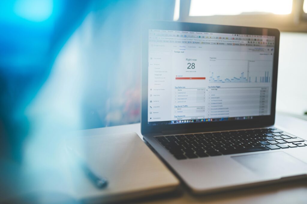 pexels-negativespace-139387 Real Estate Social Media Analytics
